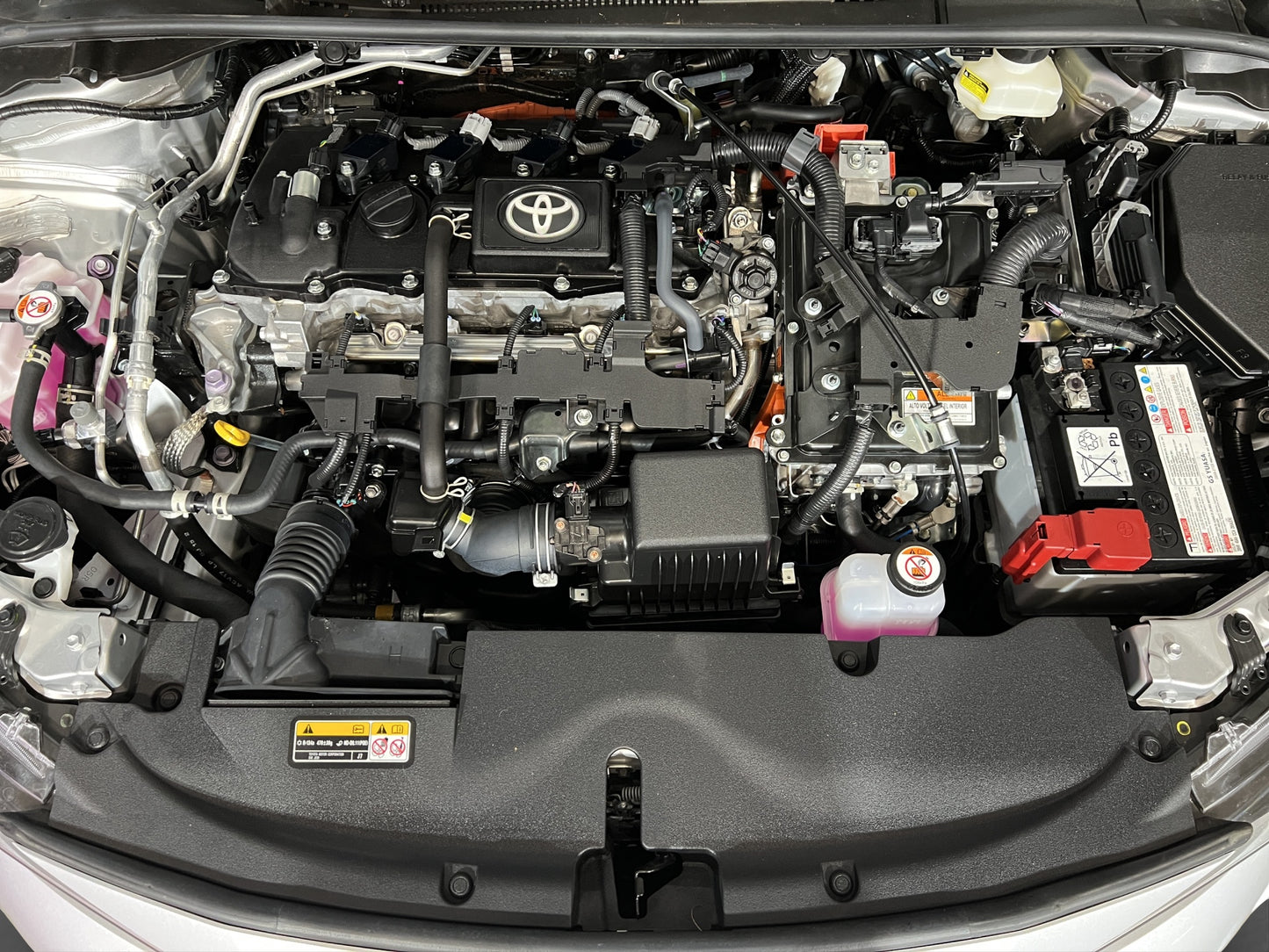 2025 Toyota Corolla LE Hybrid