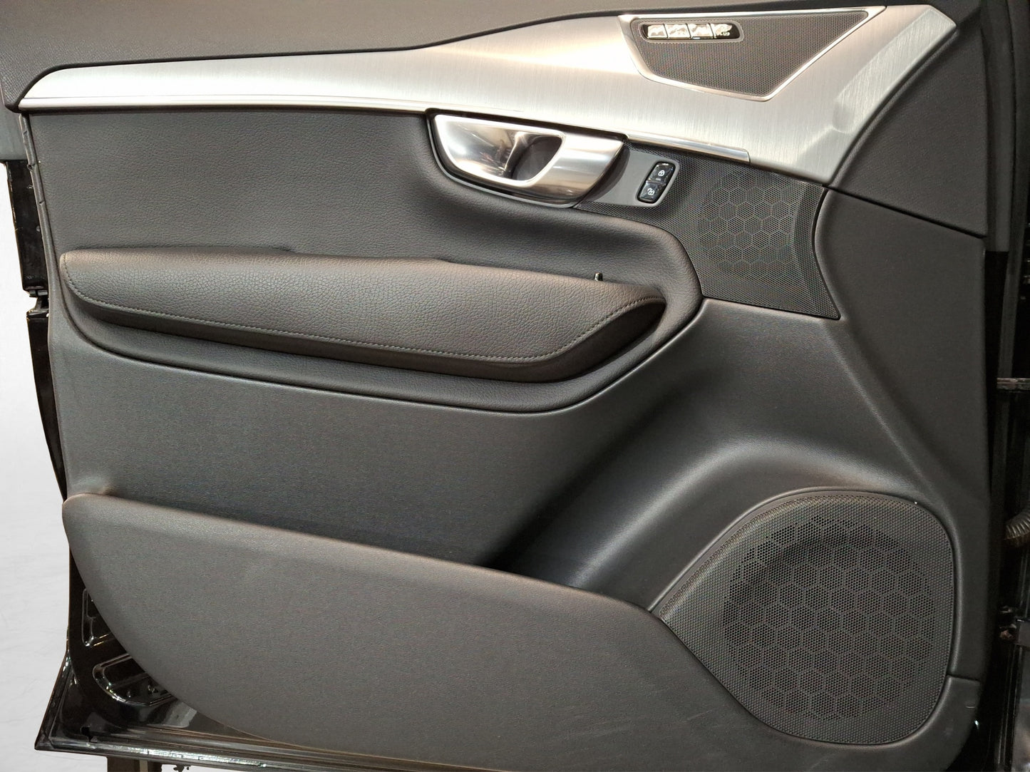 2022 Volvo XC90 T8 Inscription Recharge