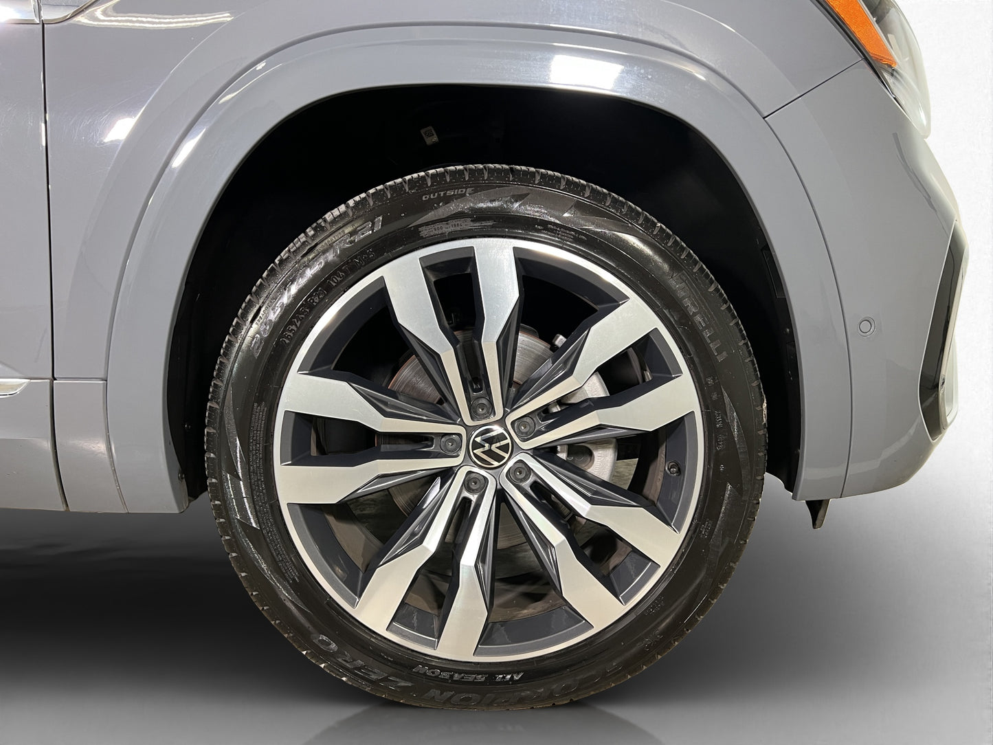 2022 Volkswagen Cross Sport R-Line