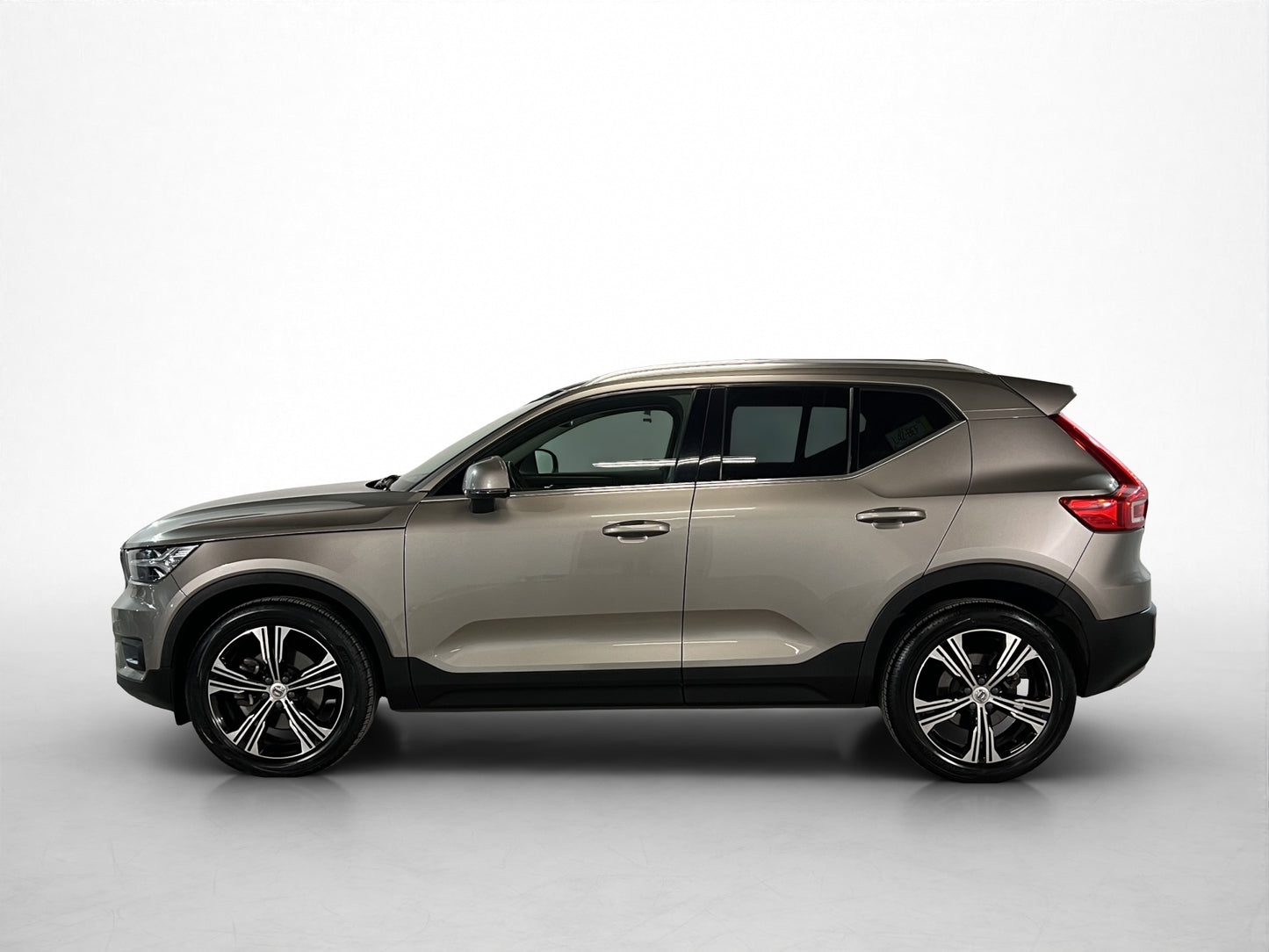 2021 Volvo XC40 Inscription T4
