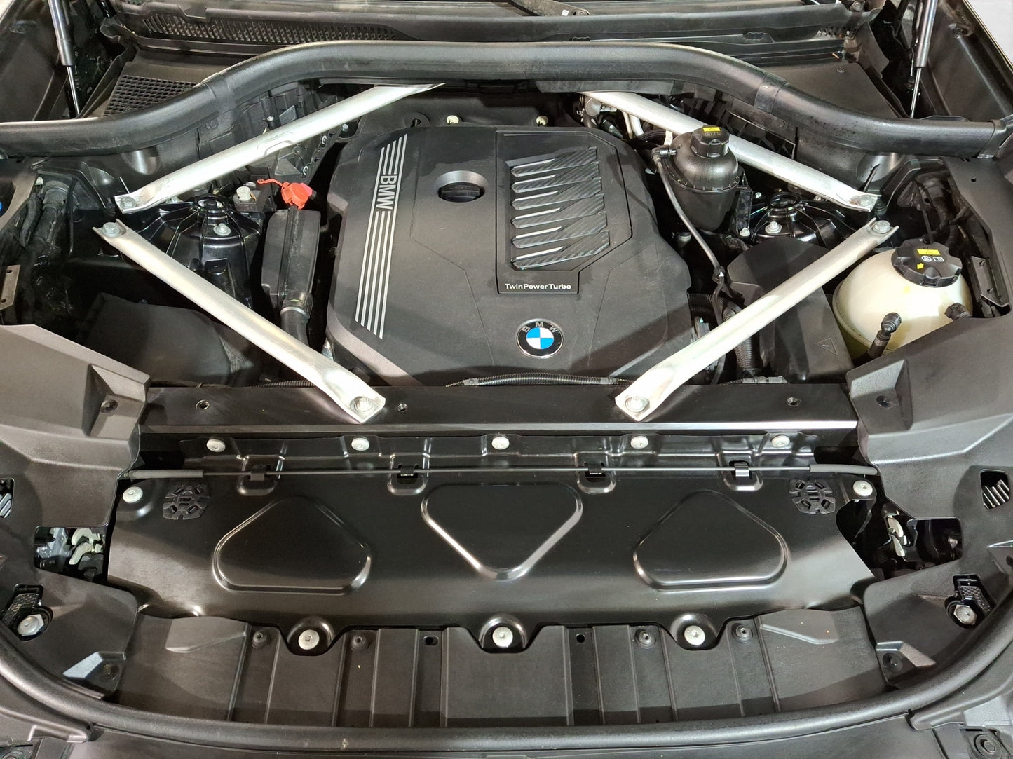 2023 BMW X5 40i