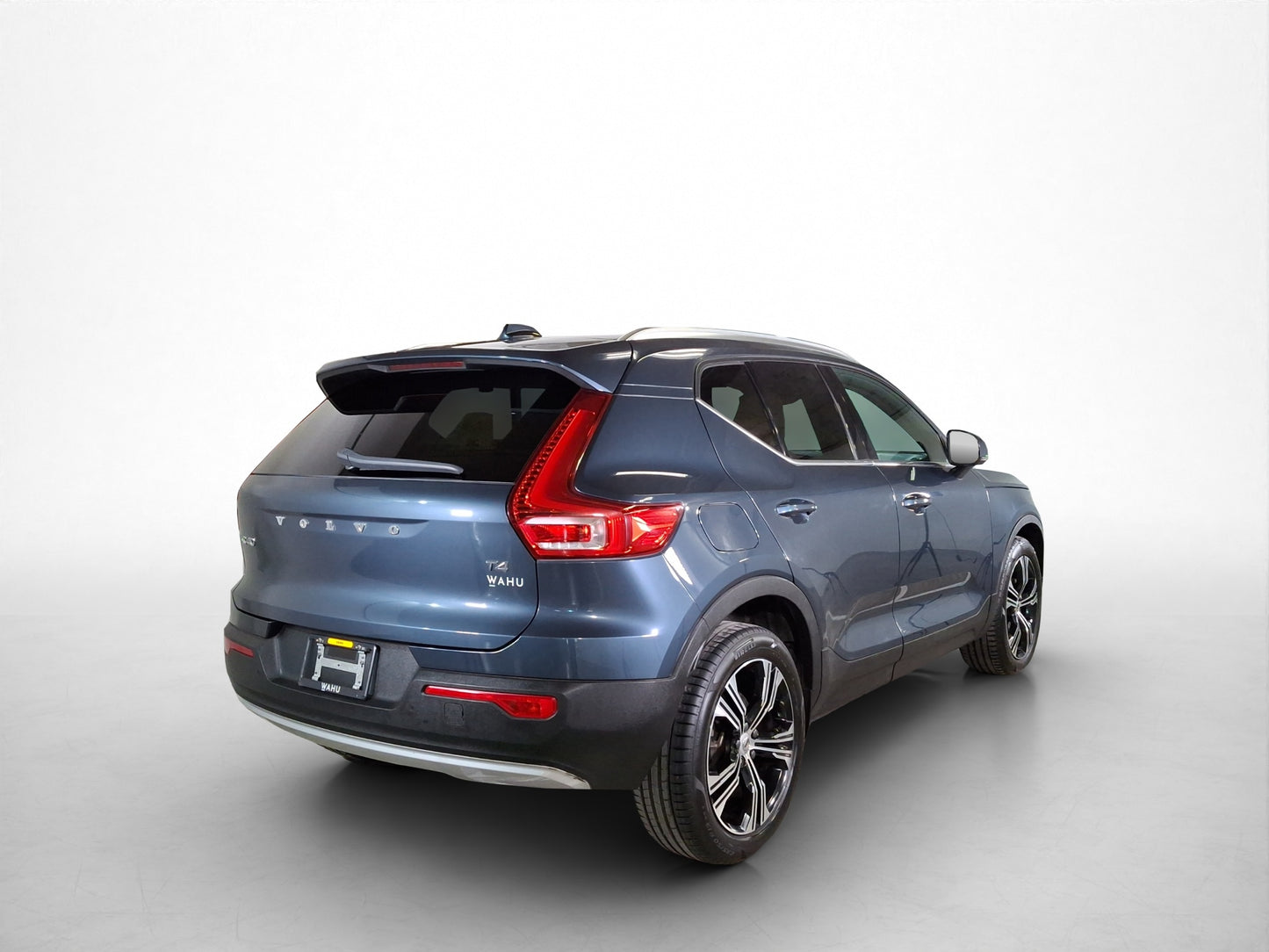 2022 Volvo XC40 Inscription T4