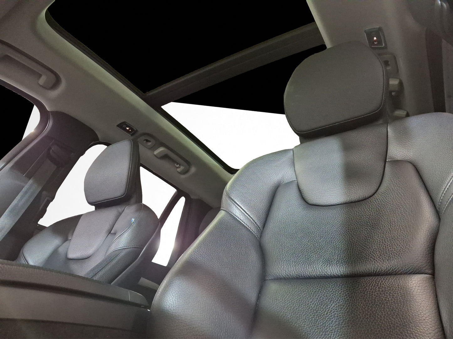2022 Volvo XC90 T8 Inscription Recharge