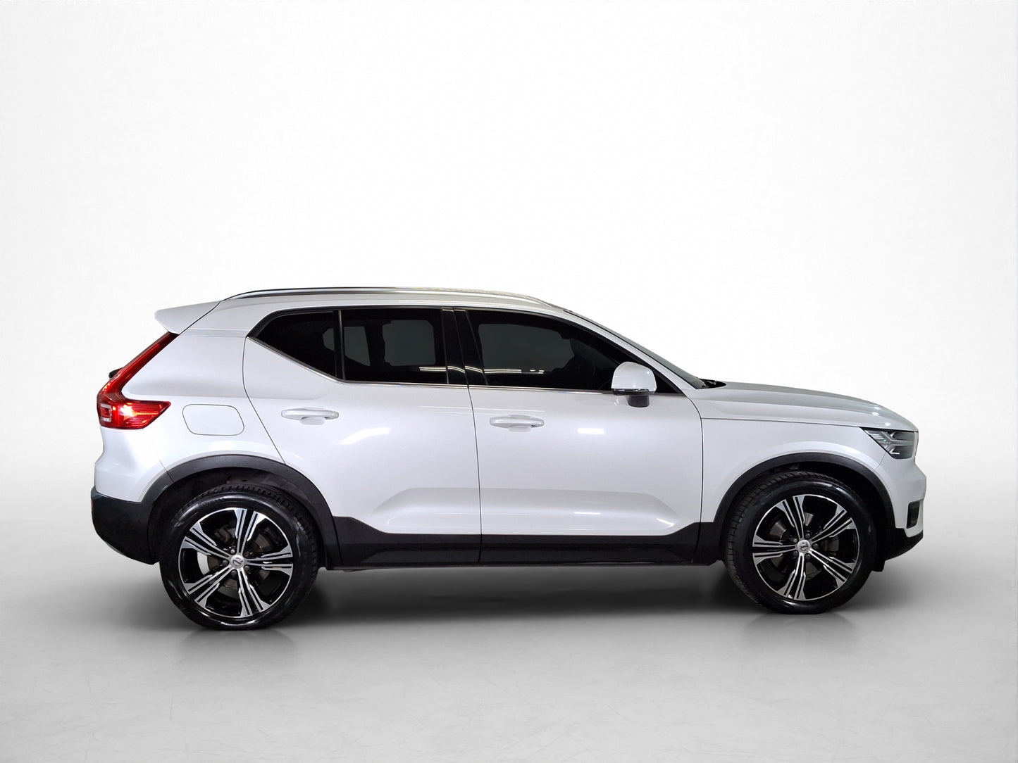 2022 Volvo XC40 Inscription T4
