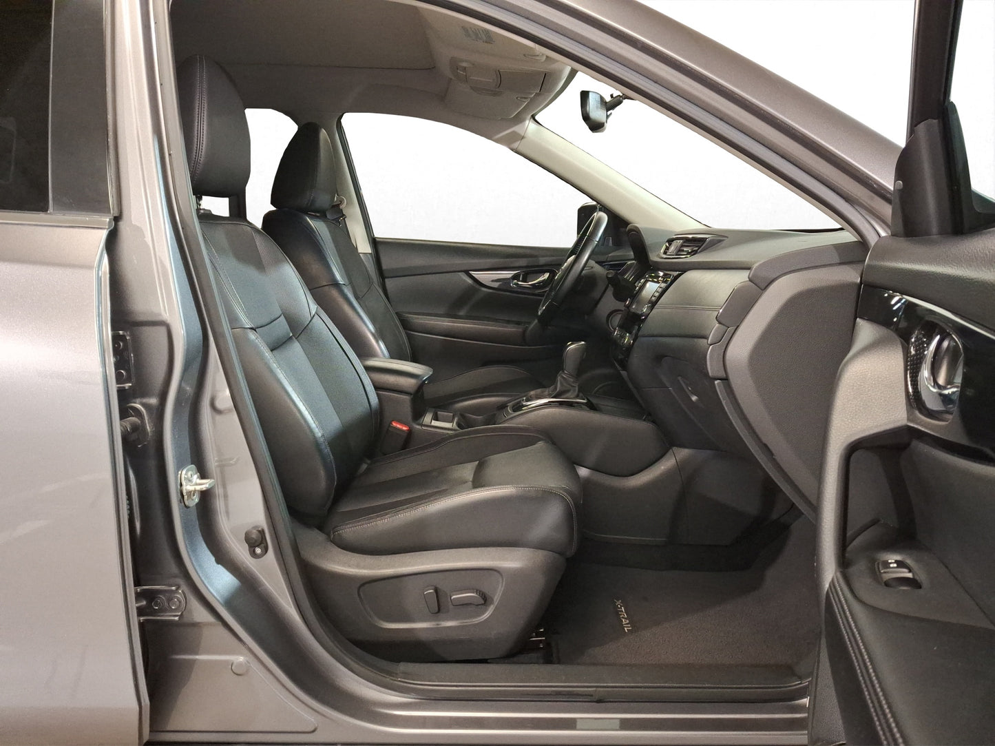 2020 Nissan X-Trail Hybrid