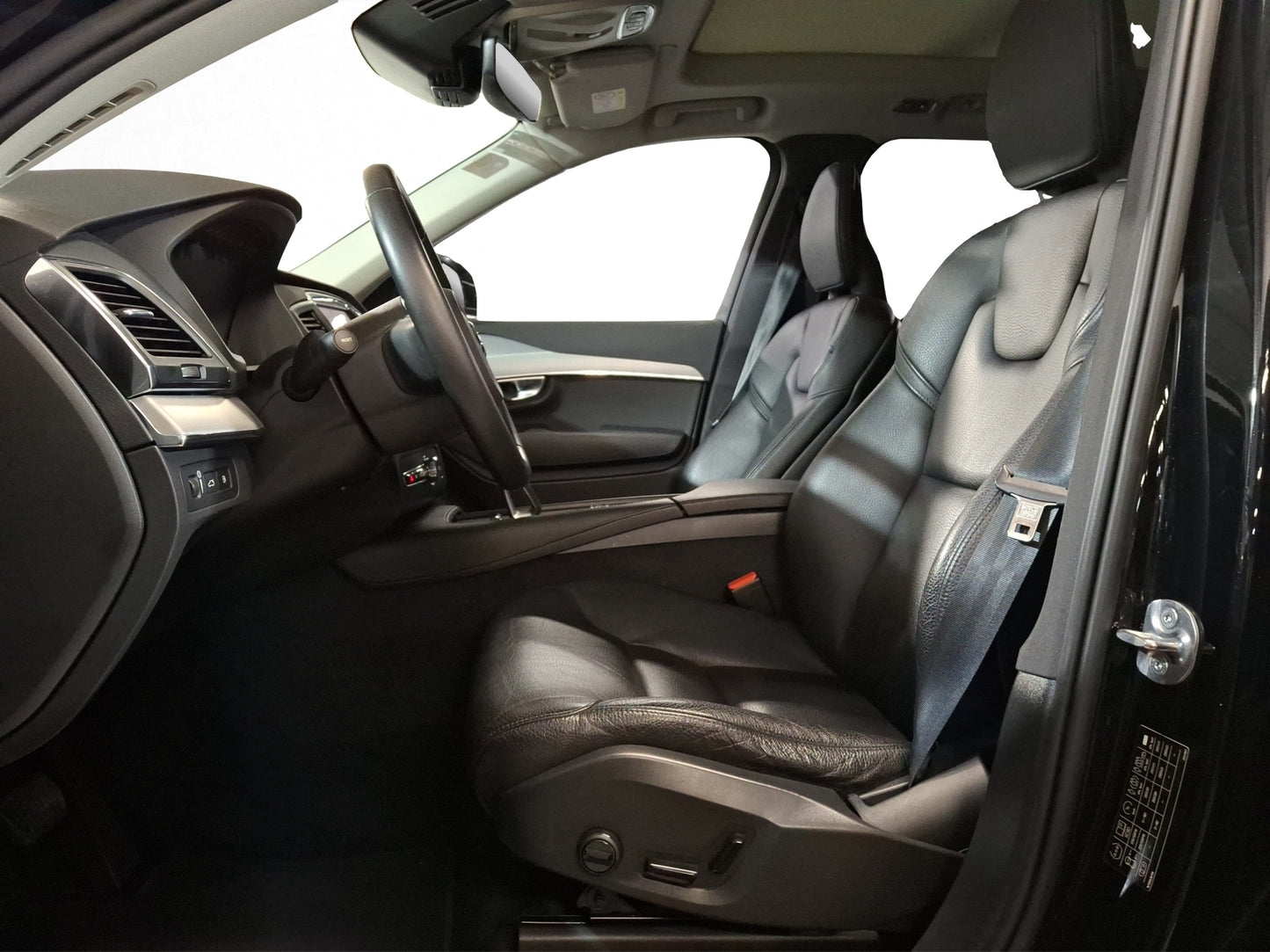 2022 Volvo XC90 T8 Inscription Recharge