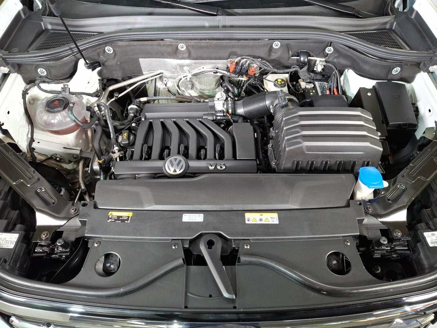 2022 Volkswagen Cross Sport R-Line