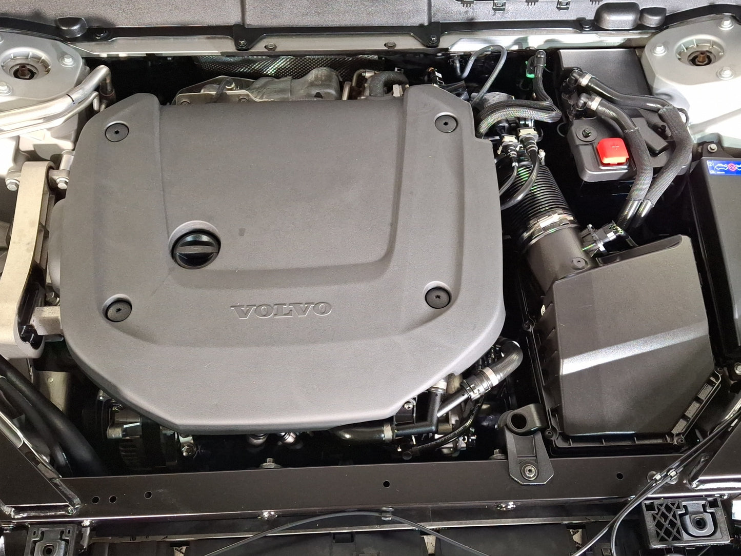 2023 Volvo XC60 B6 Ultimate AWD MHEV