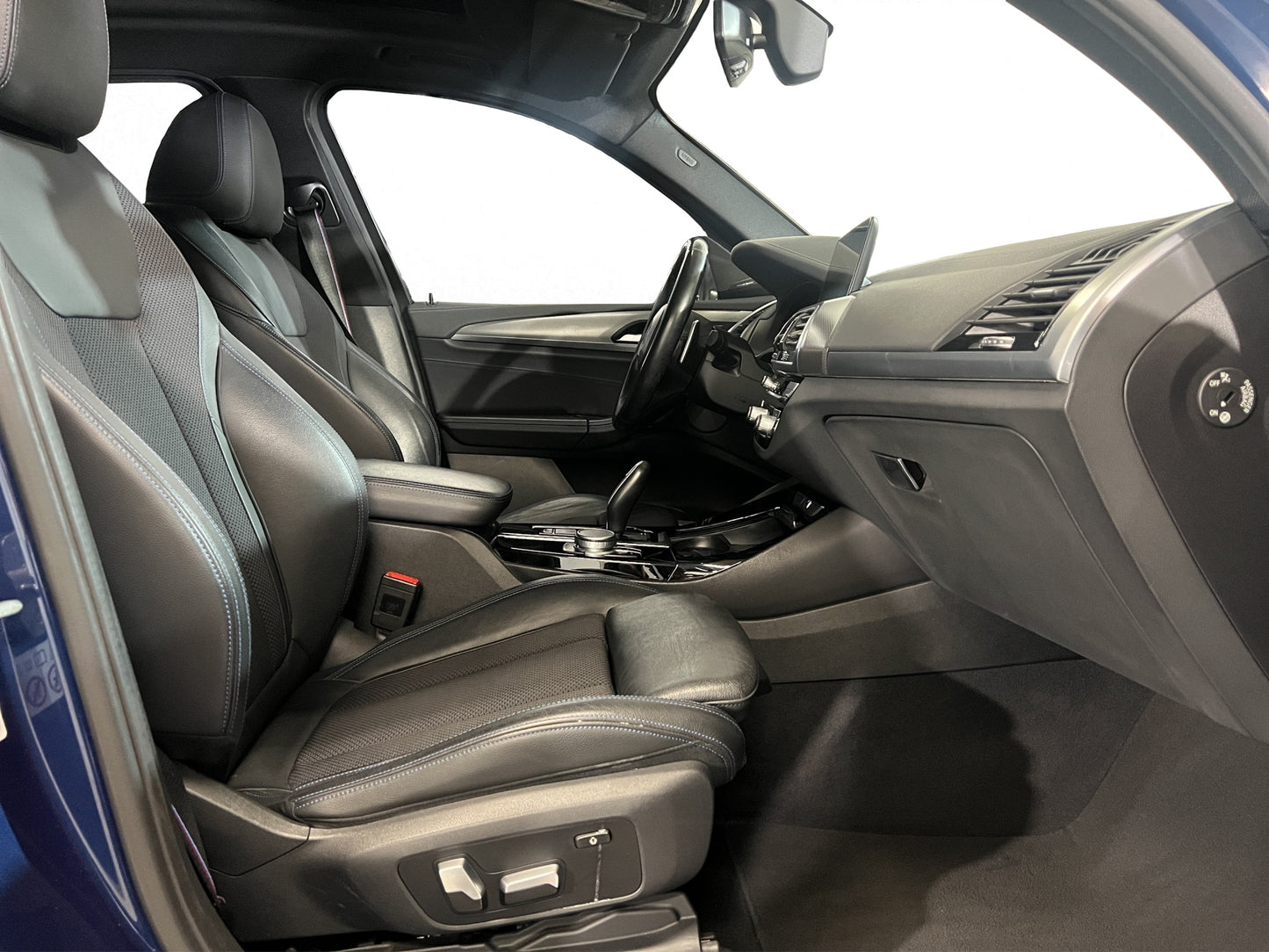 2021 BMW X3 M40i