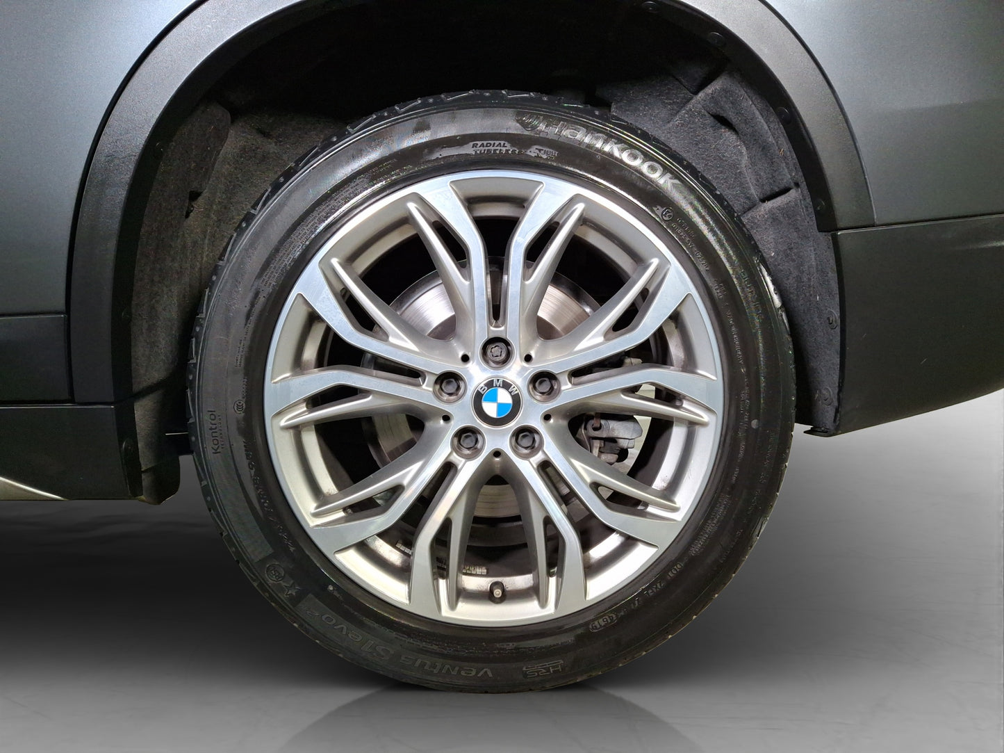 2020 BMW X1 20i X Line