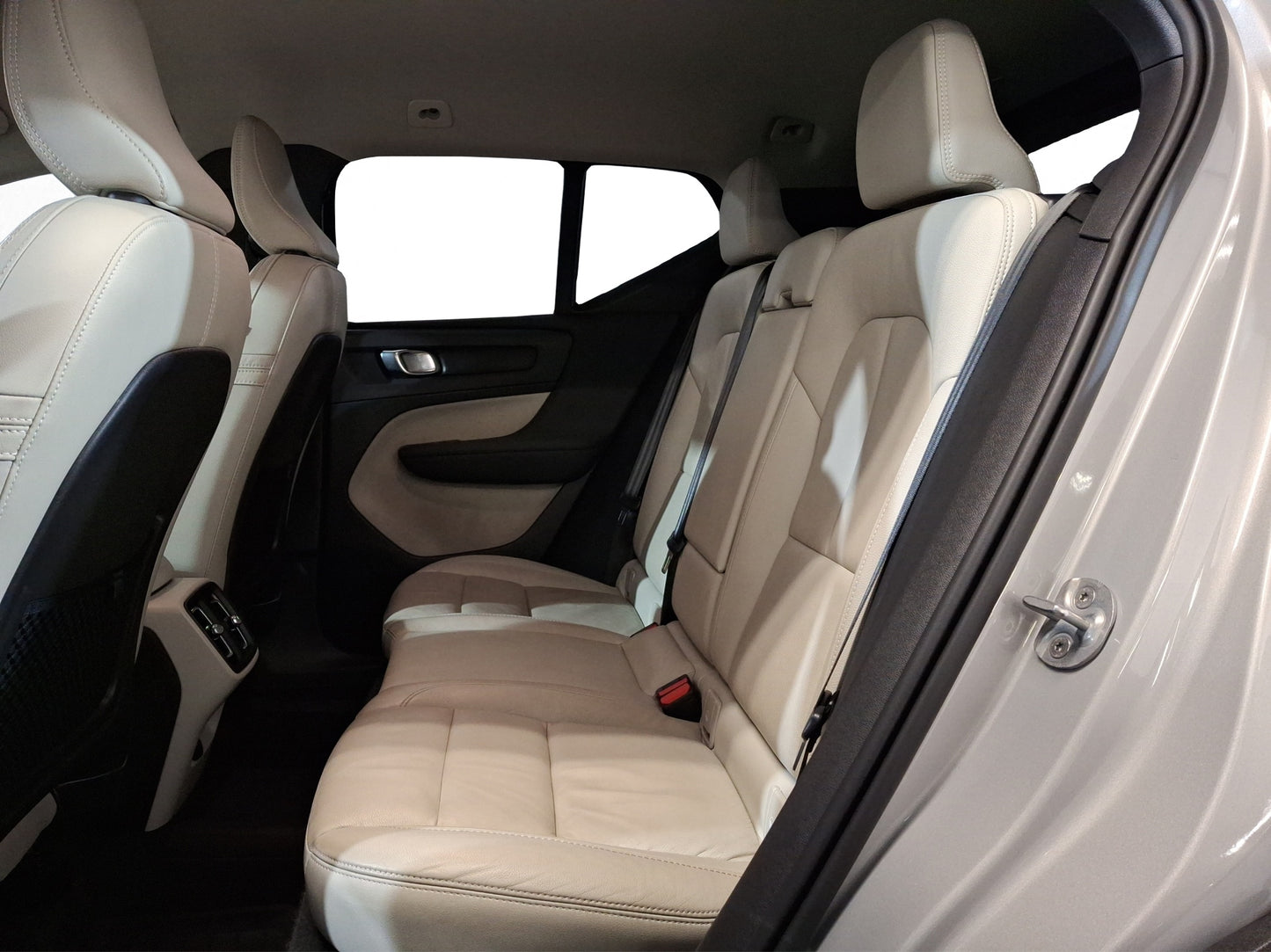 2024 Volvo XC40 B4 Plus Mild Hybrid