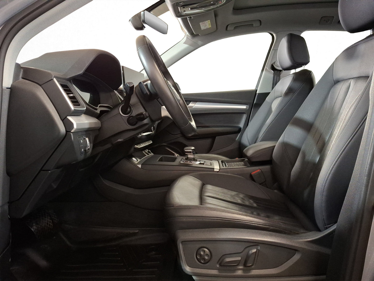 2021 Audi Q5 Select