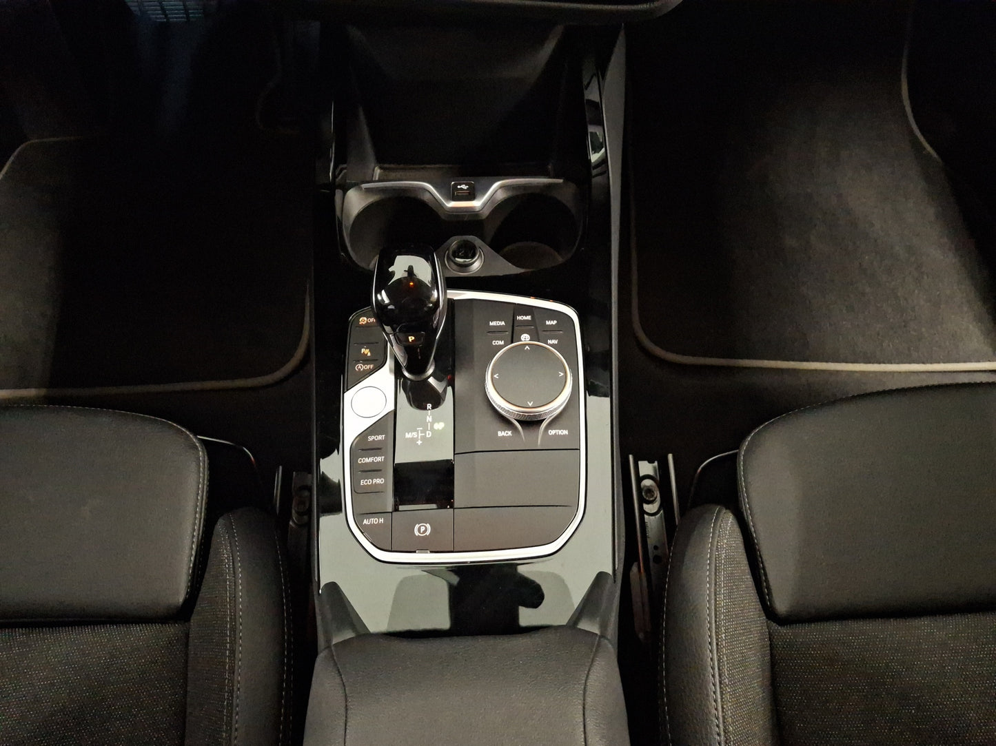 2024 BMW Serie 1 118i