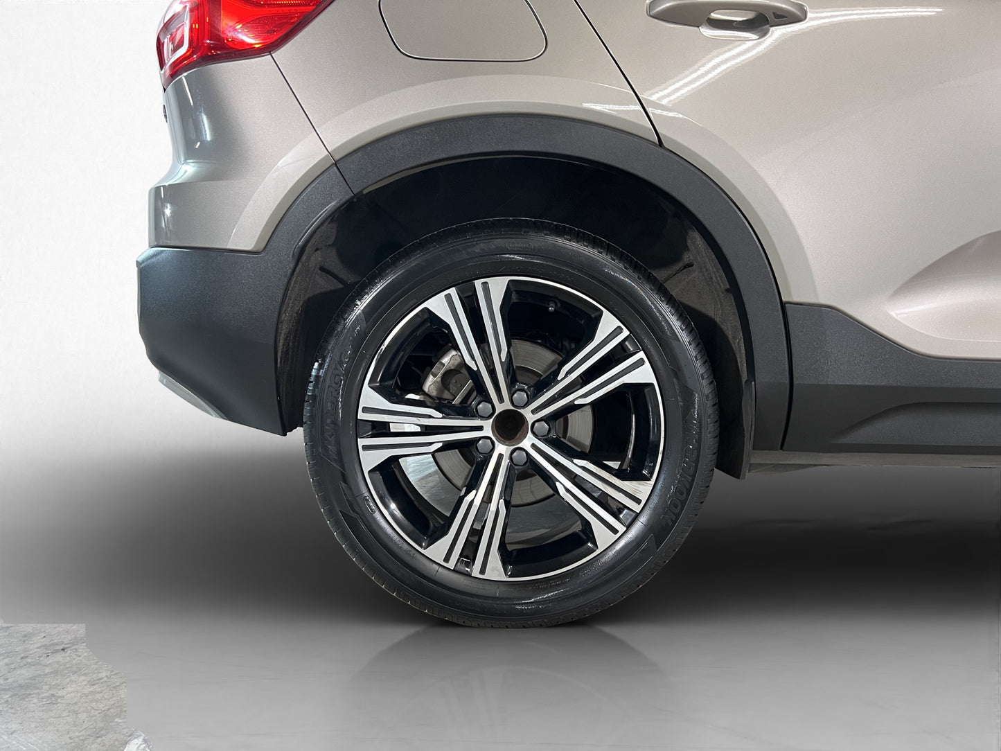 2021 Volvo XC40 Inscription T4
