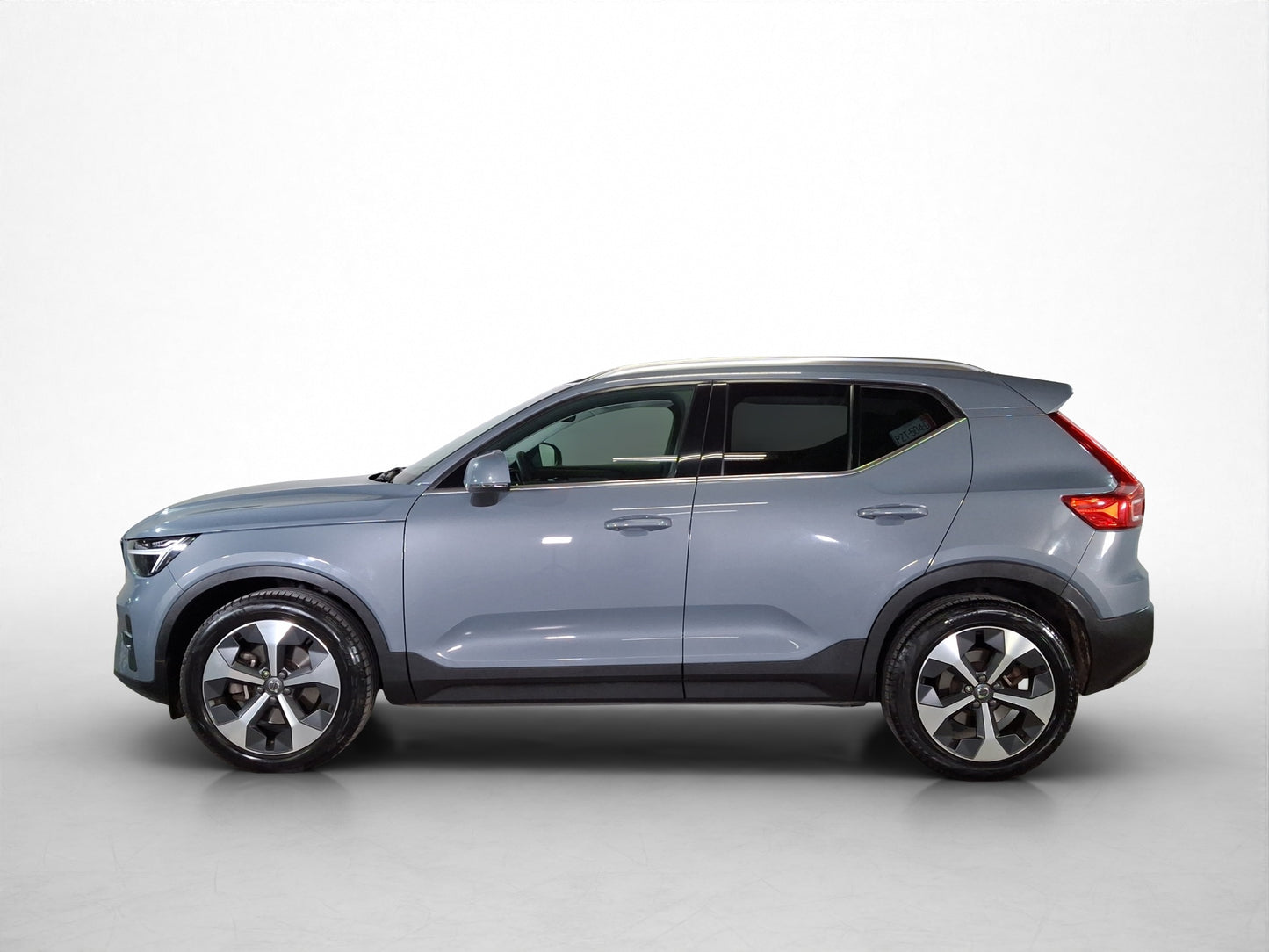 2023 Volvo XC40 B4 Ultimate Mild Hybrid