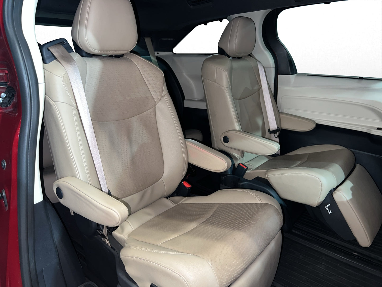 2022 Toyota Sienna Limited Hibrida
