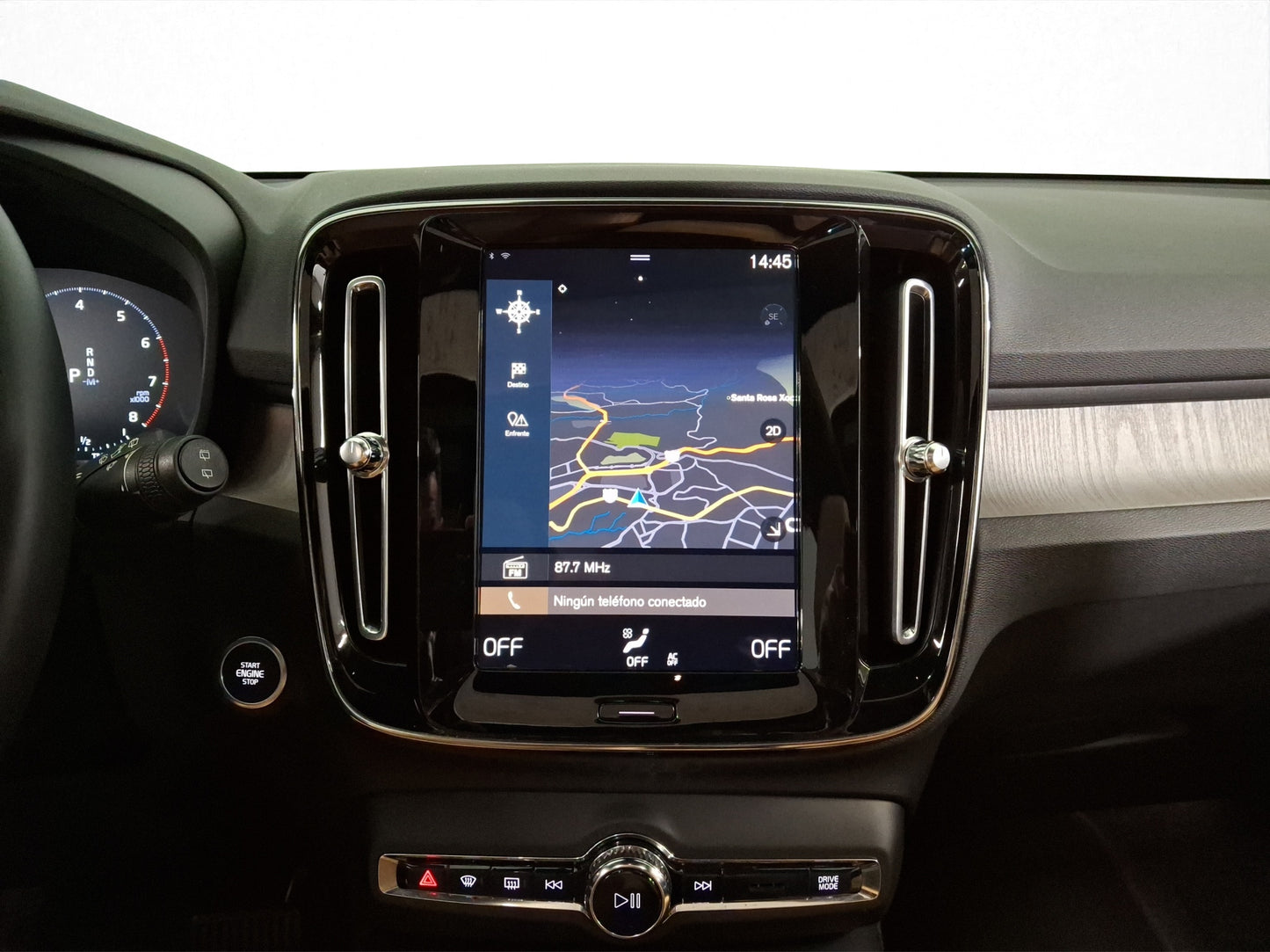 2022 Volvo XC40 Inscription T4