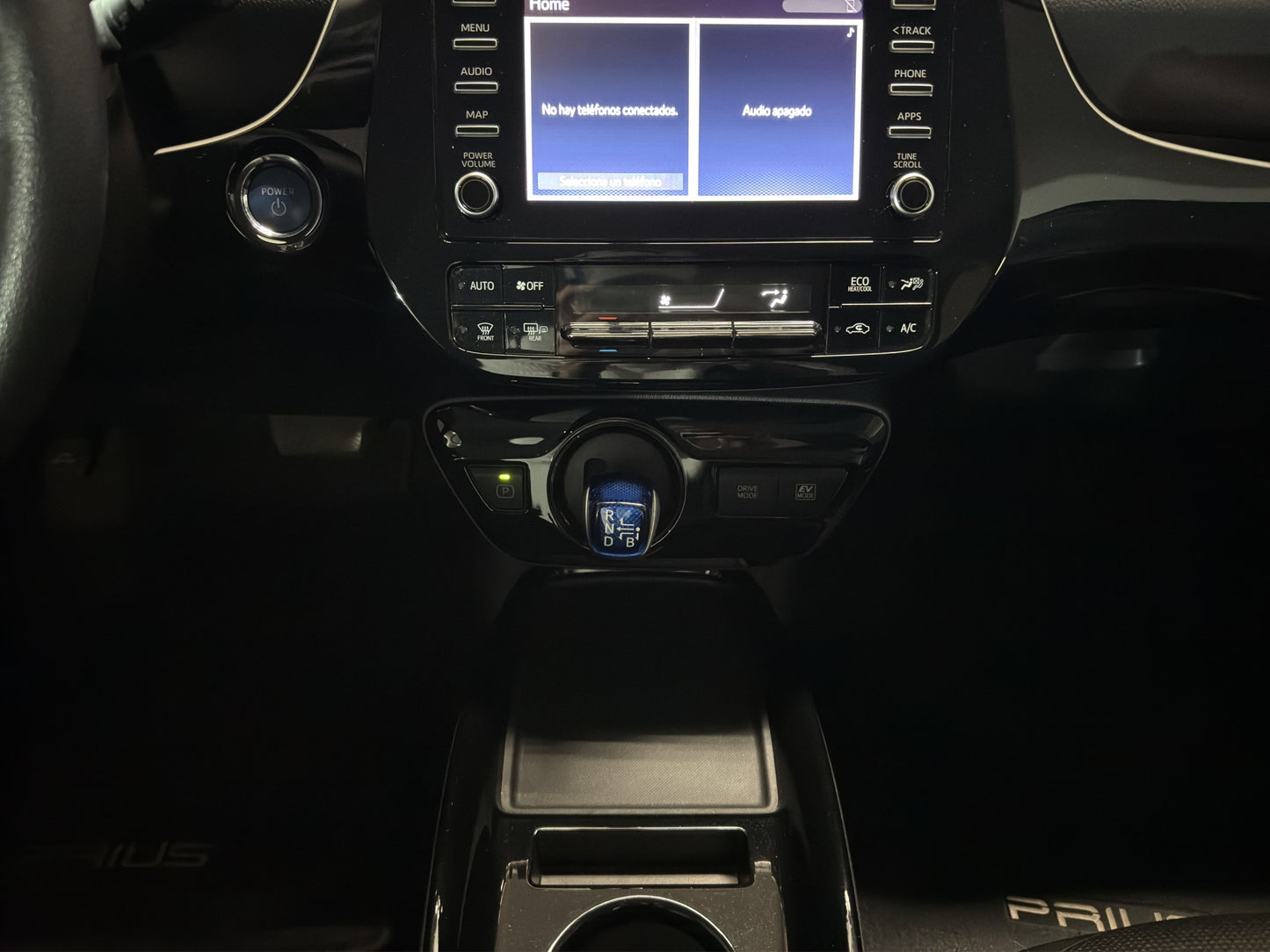 2021 Toyota Prius Híbrido Base
