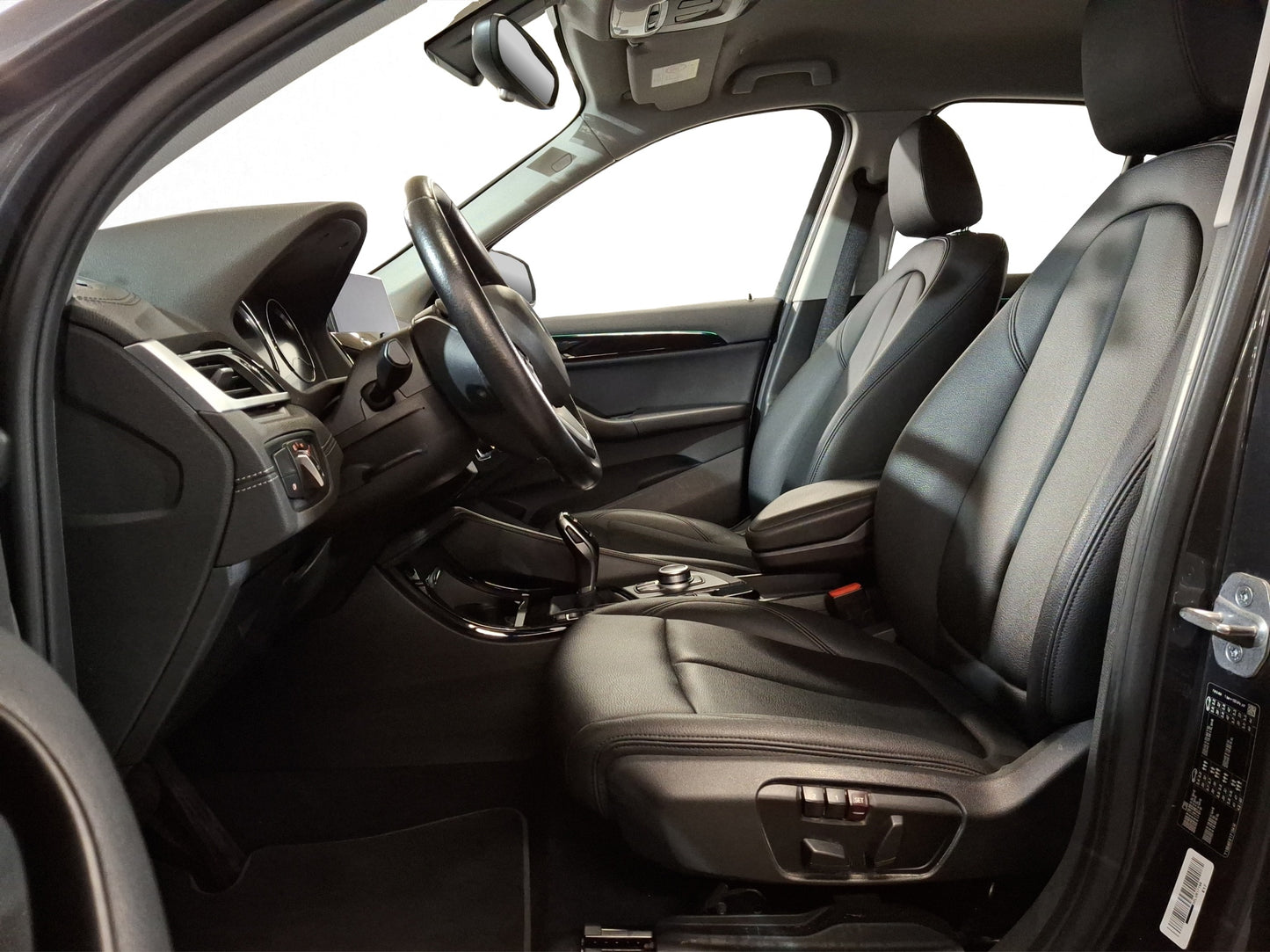 2020 BMW X1 20i X Line