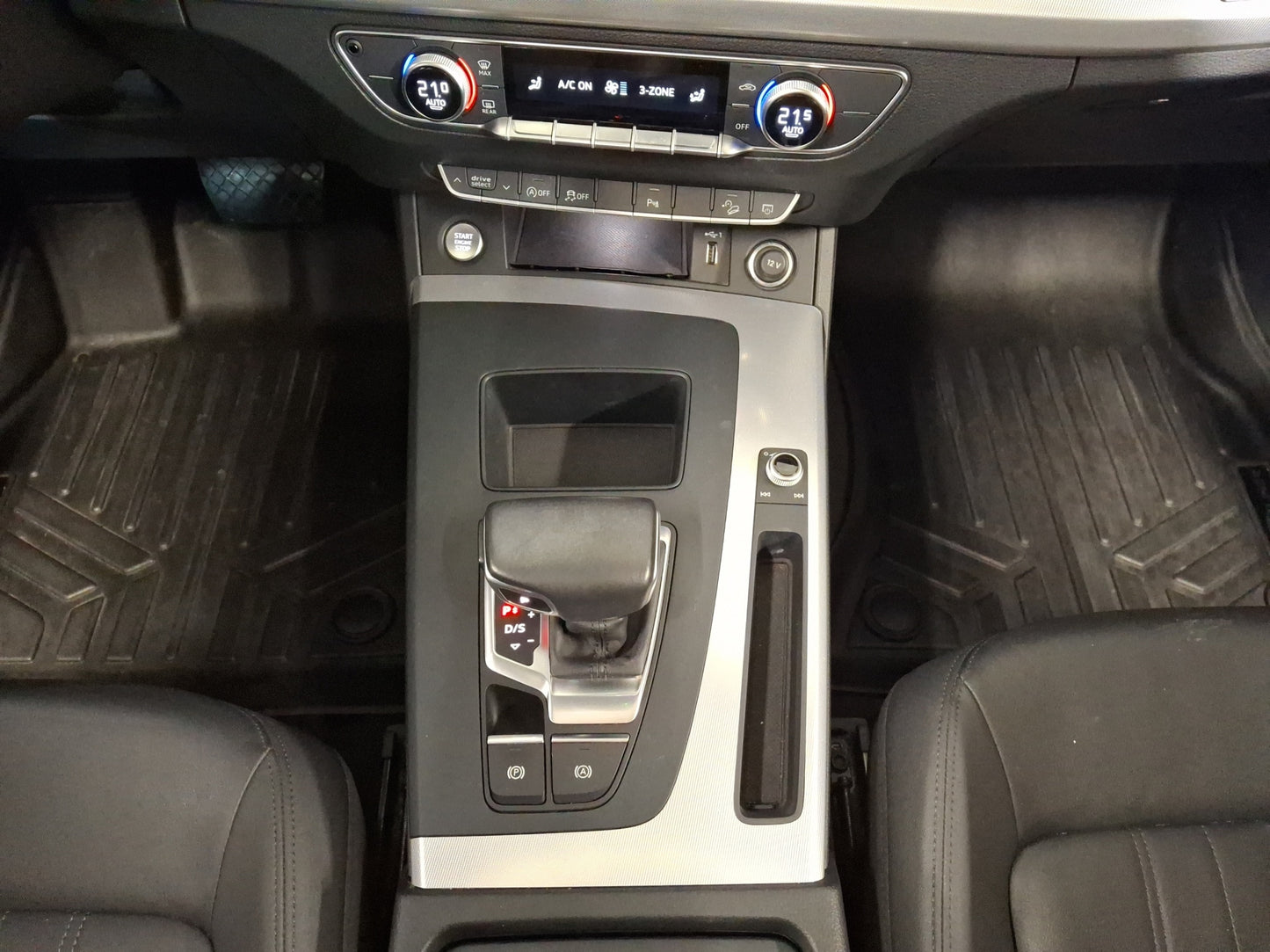 2021 Audi Q5 Select