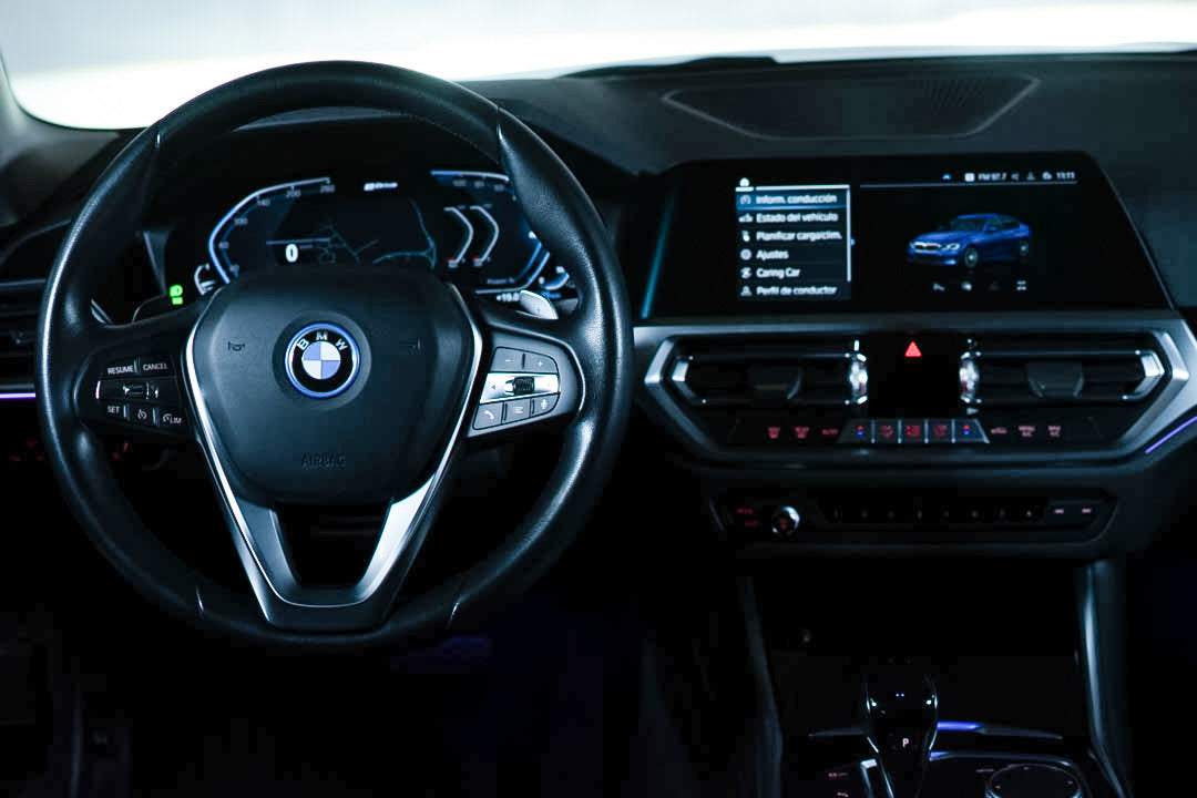 2022 BMW Serie 3 330e PHEV