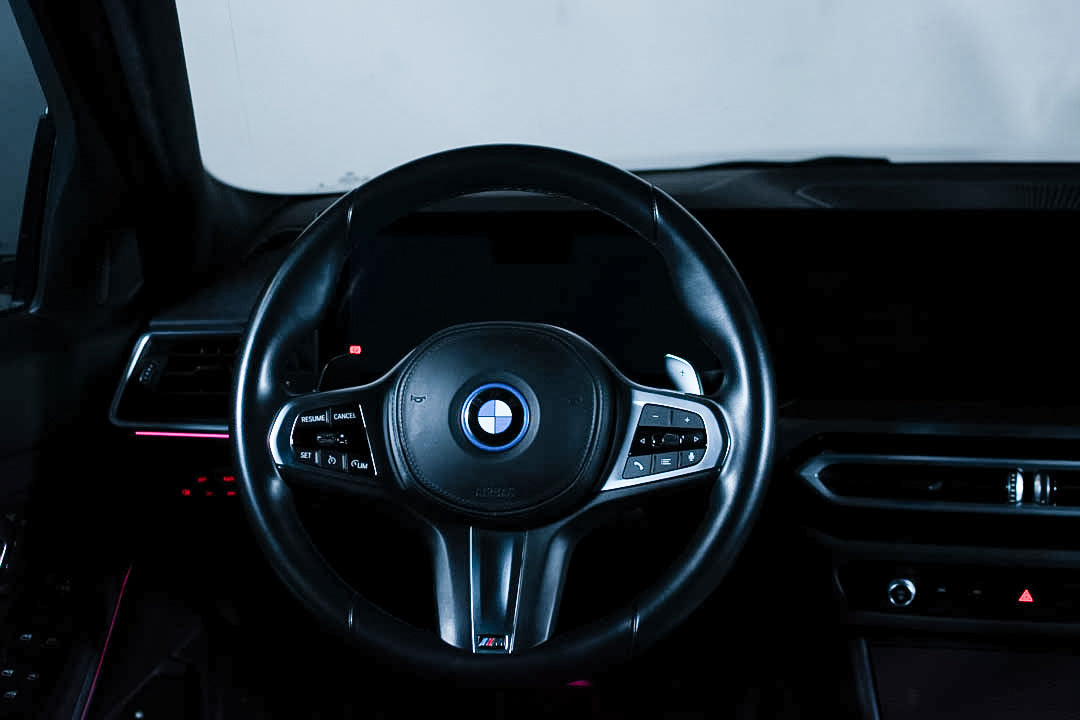 2024 BMW Serie 3 330e PHEV M Sport