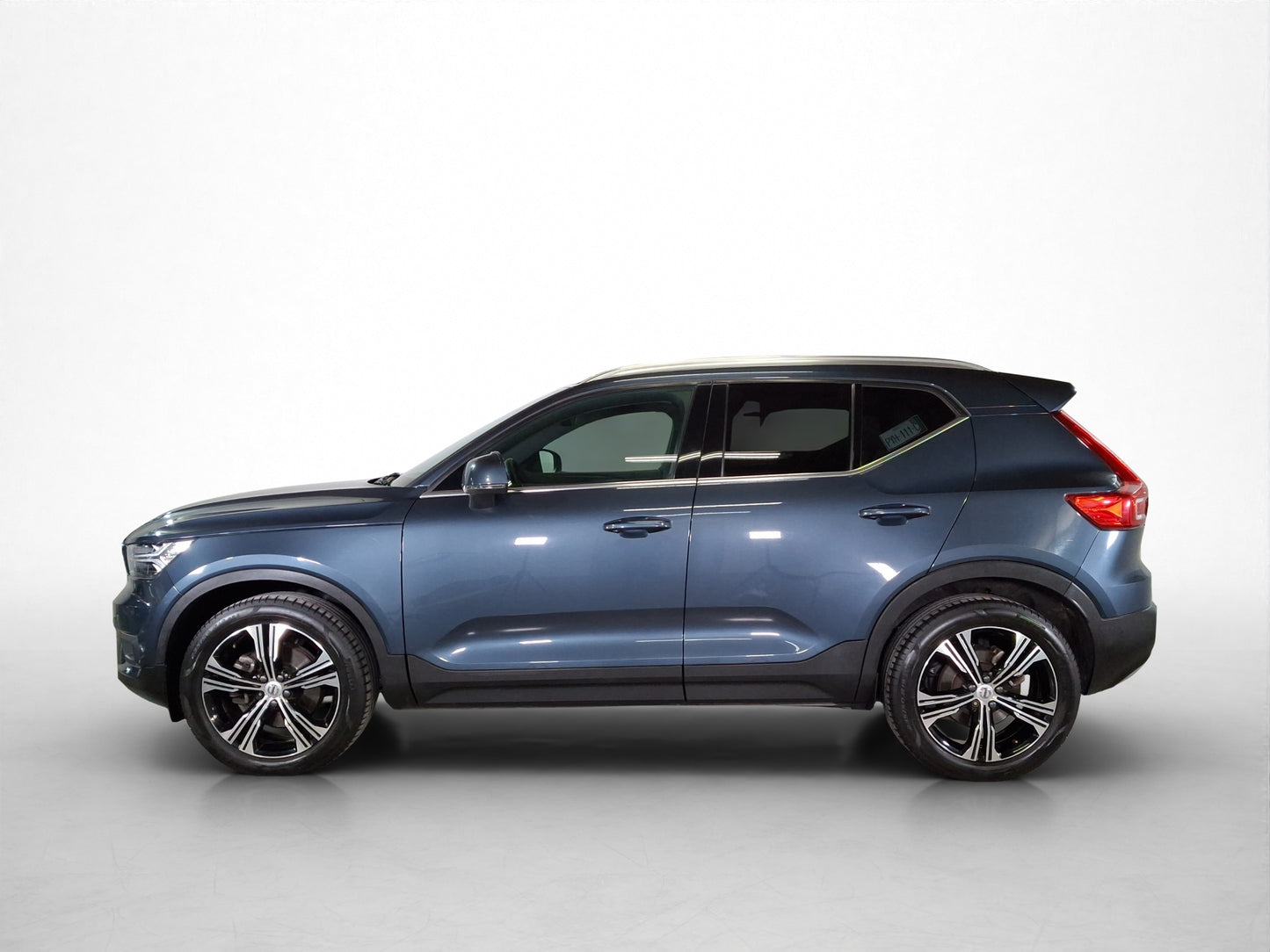 2022 Volvo XC40 Inscription T4