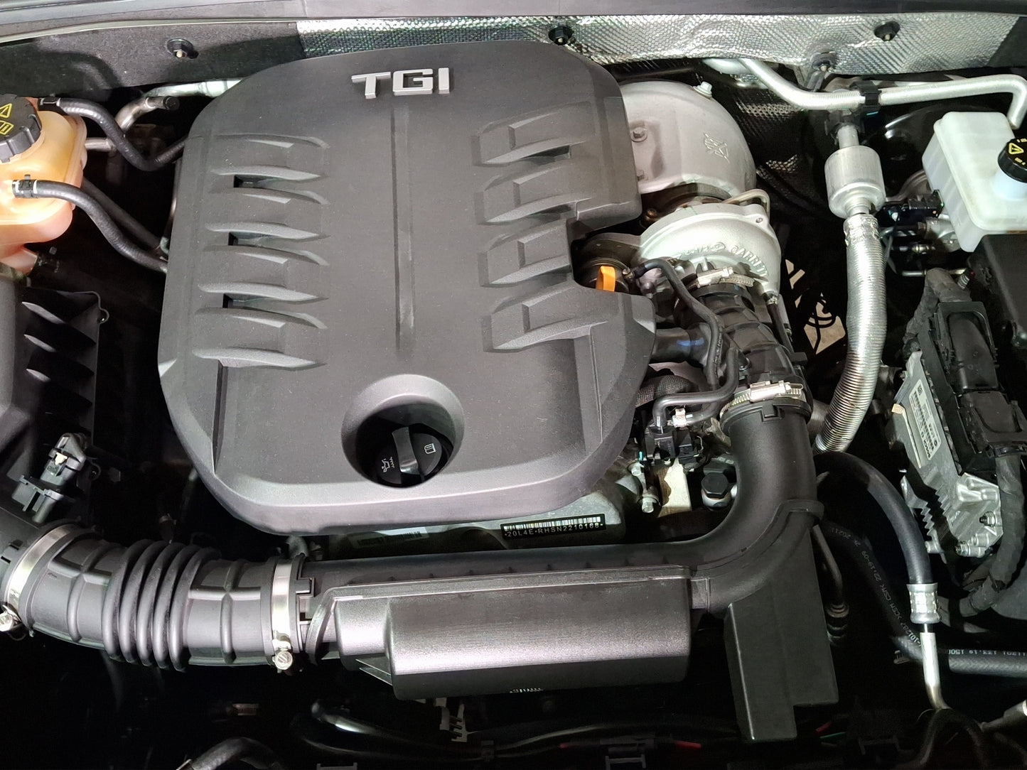 2022 MG RX8 4WD