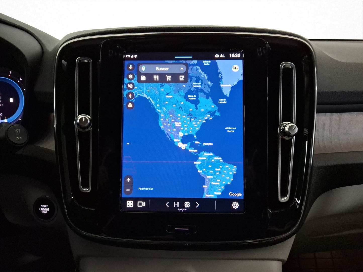 2024 Volvo XC40 B4 Plus Mild Hybrid
