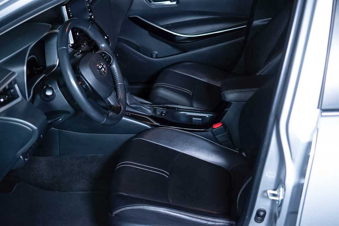 2020 Toyota Corolla LE Híbrido