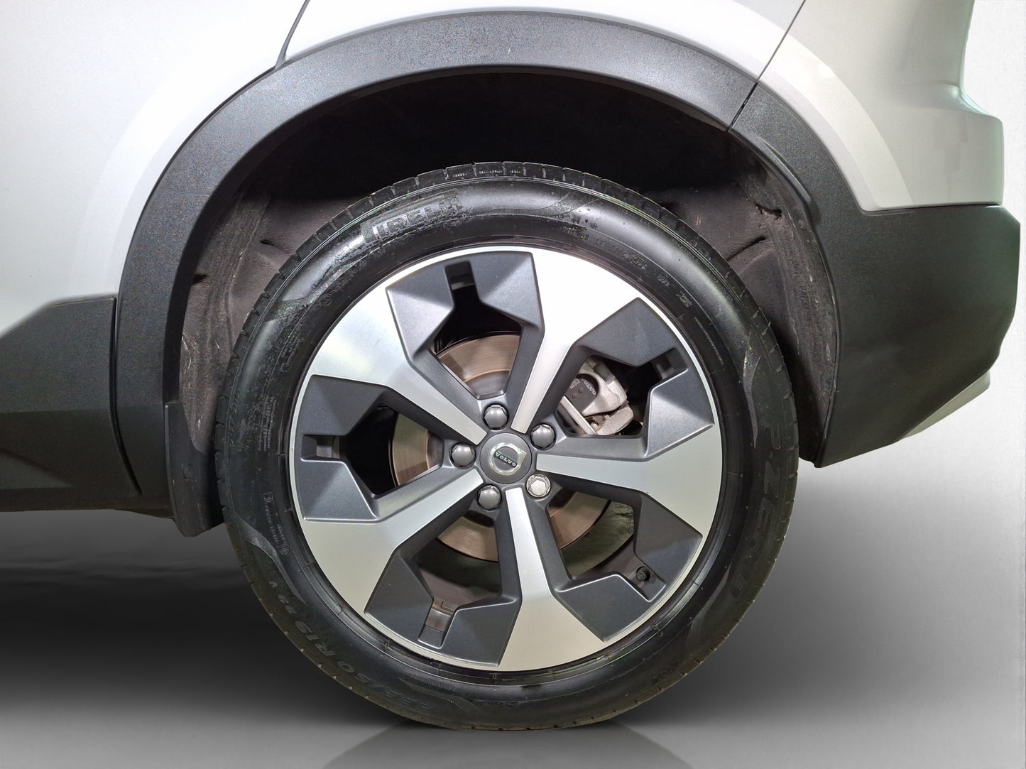 2024 Volvo XC40 B4 Plus Mild Hybrid