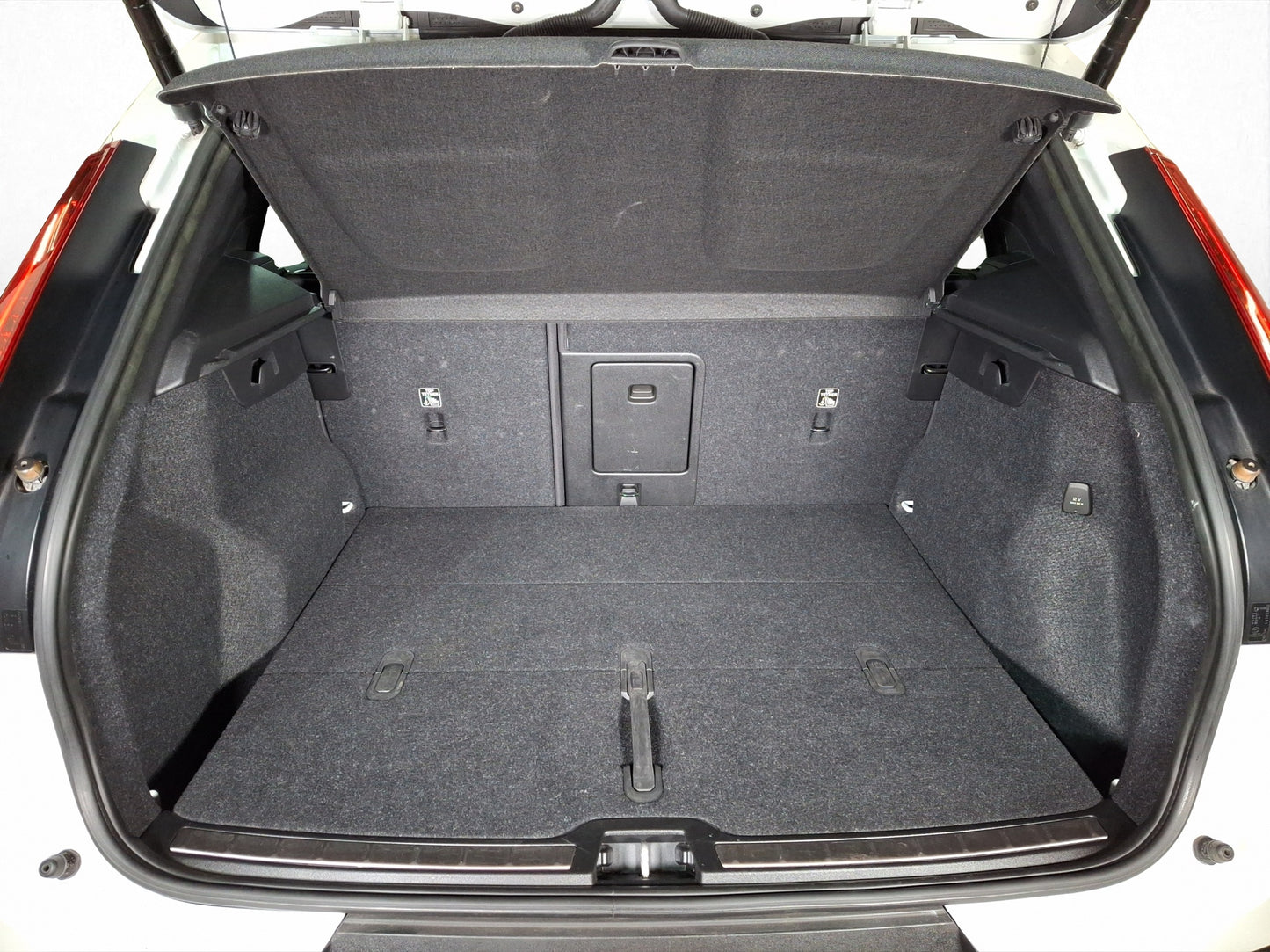 2022 Volvo XC40 Inscription T4