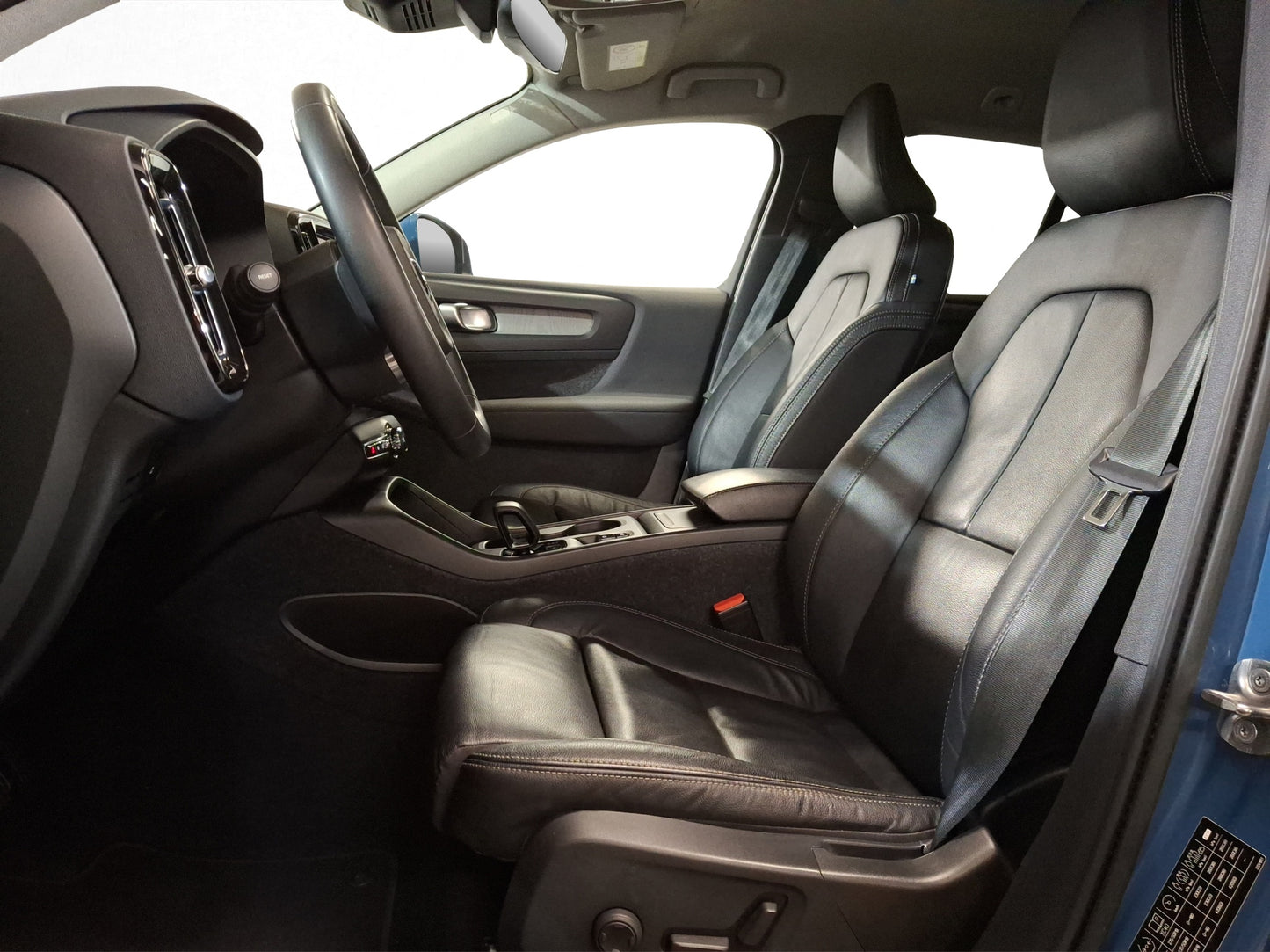 2023 Volvo XC40 B4 Plus Mild Hybrid