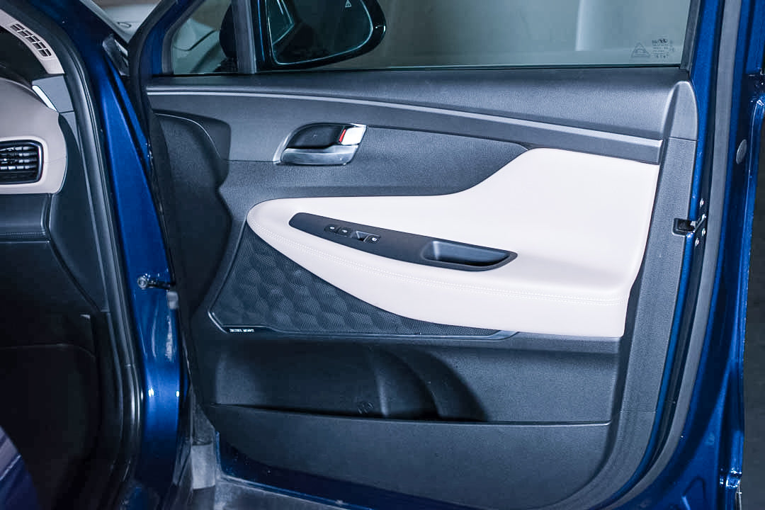 2023 Hyundai Santa Fe Limited Tech