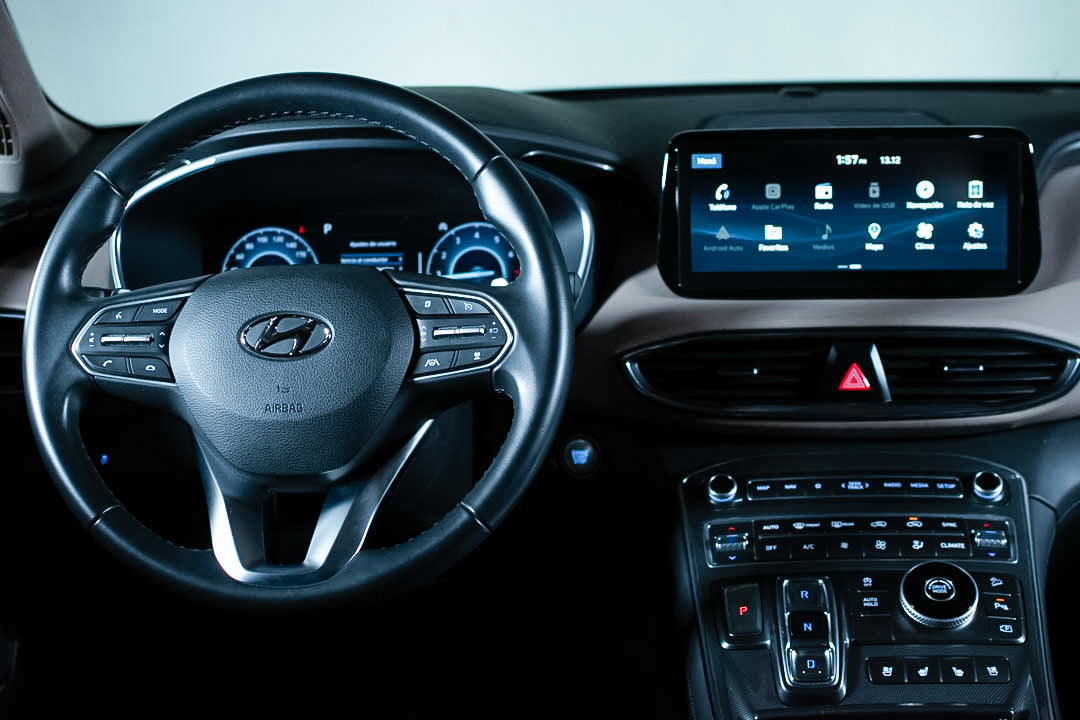 2023 Hyundai Santa Fe Limited Tech