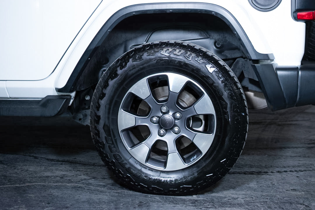 2023 Jeep Wrangler Unlimited Sahara MHEV