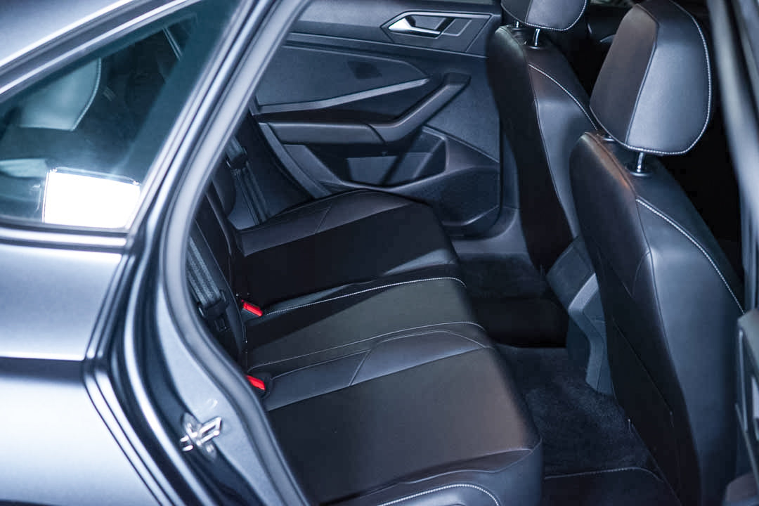 2019 Volkswagen Jetta R-Line