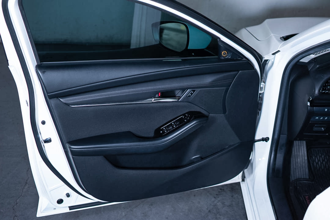2022 Mazda 3 i Sport MHEV