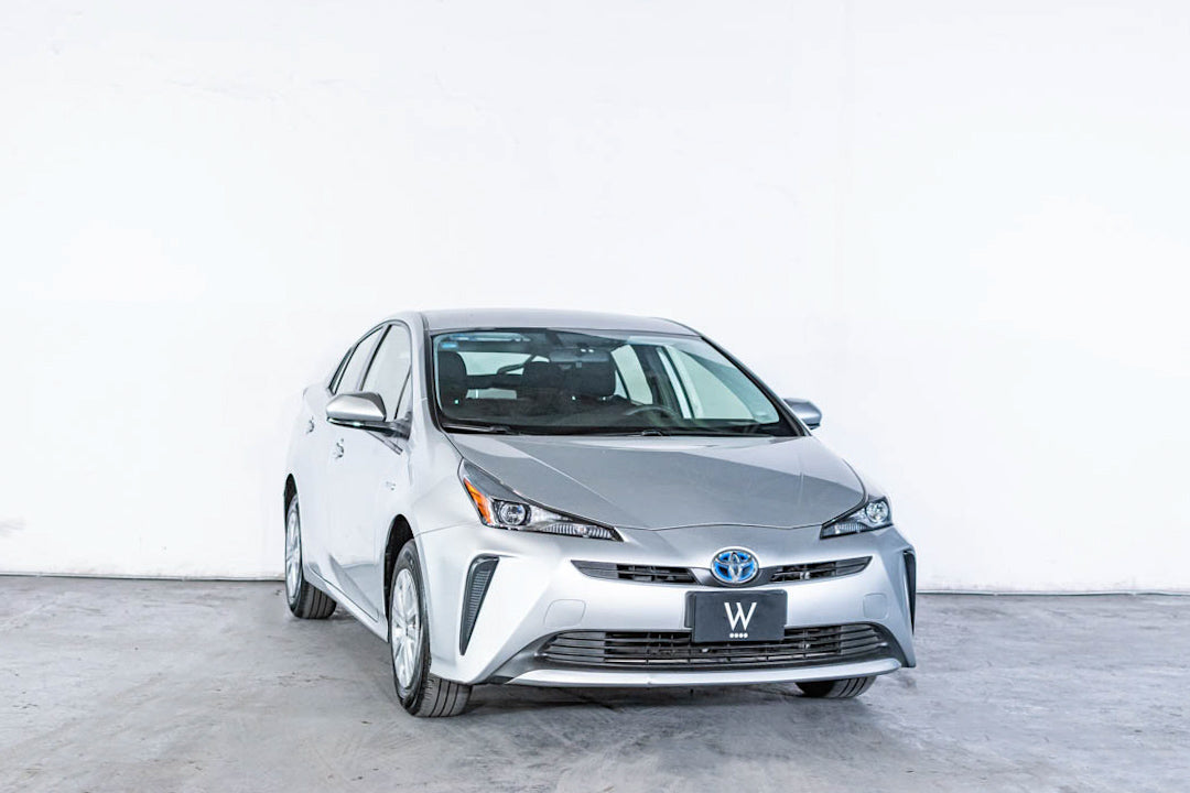 2019 Toyota Prius Híbrido Base