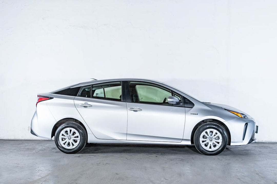 2019 Toyota Prius Híbrido Base