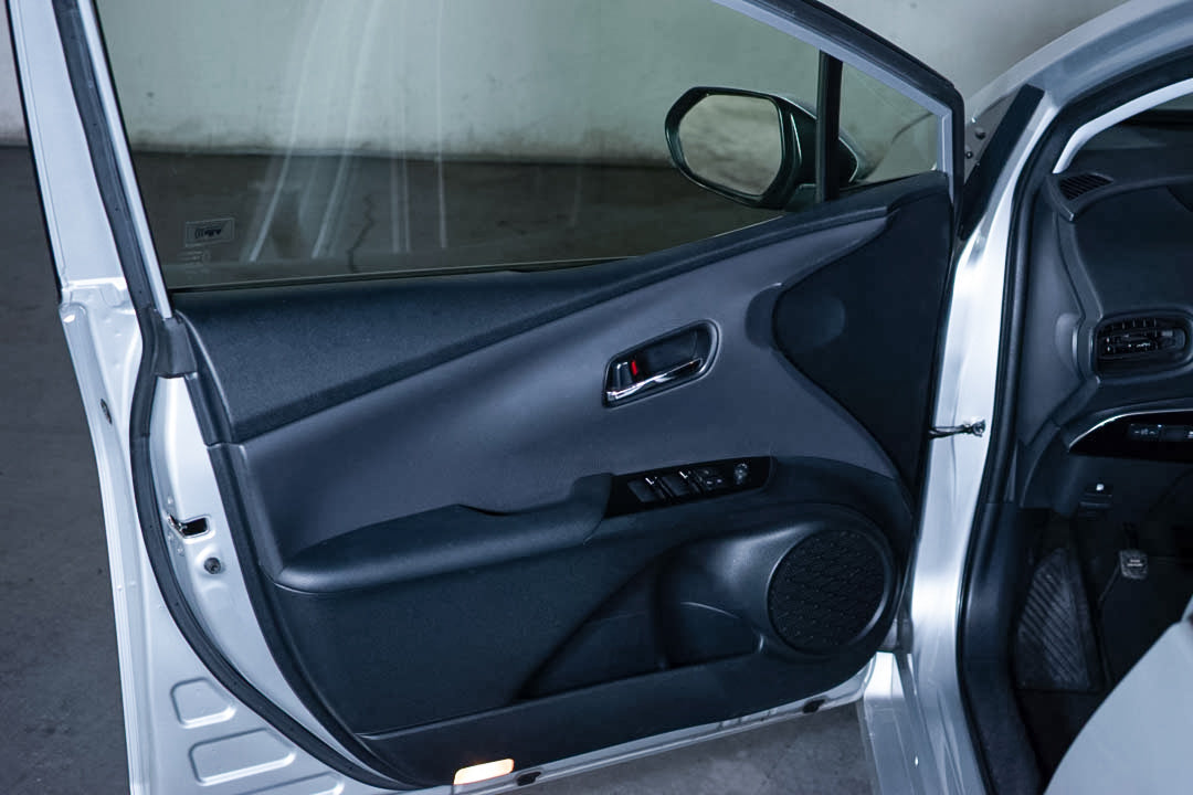 2019 Toyota Prius Híbrido Base