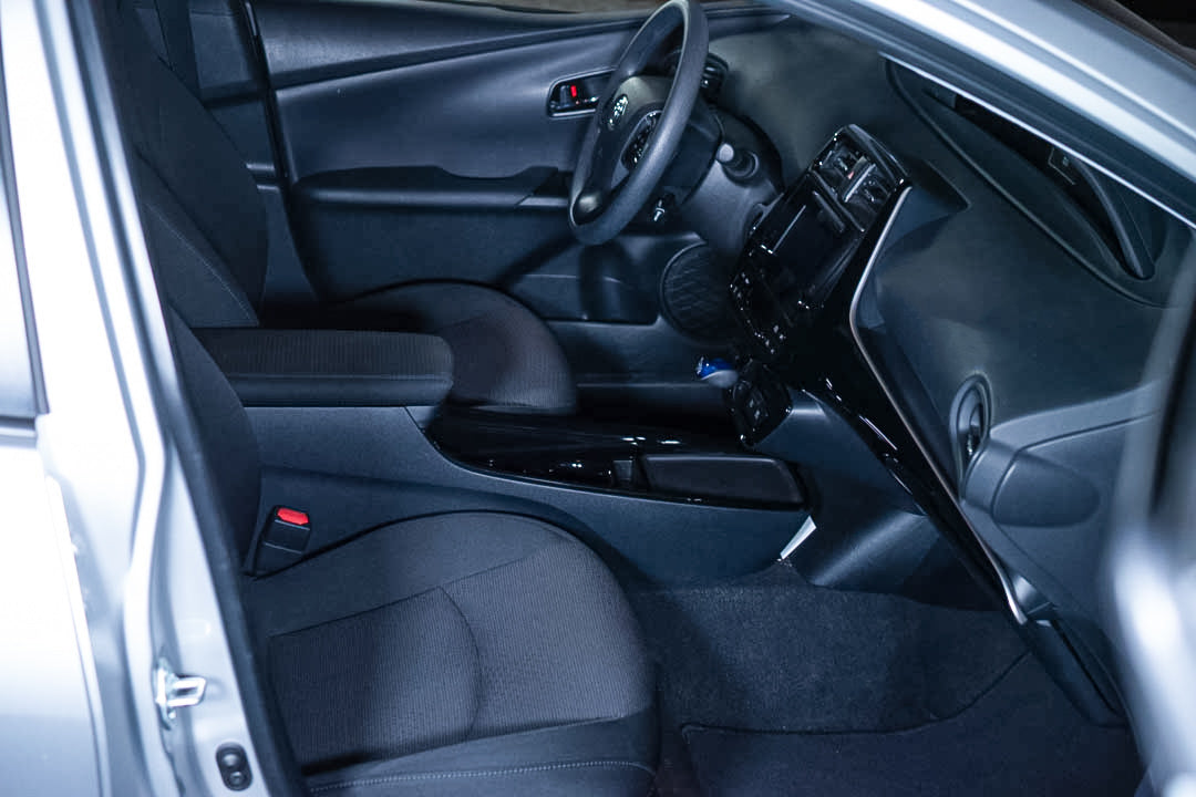 2019 Toyota Prius Híbrido Base