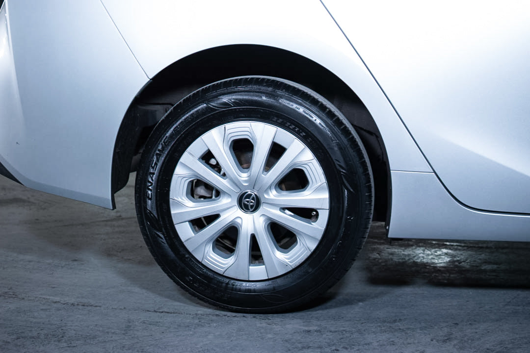 2019 Toyota Prius Híbrido Base