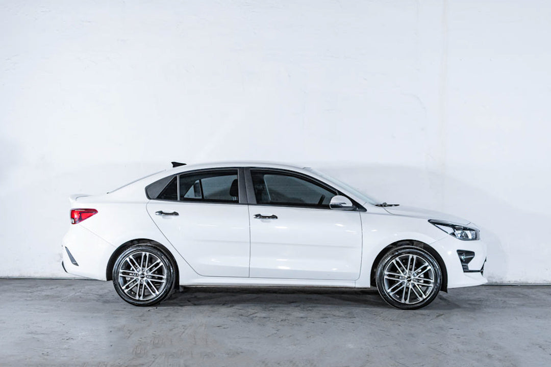 2023 KIA Rio Sedan EX