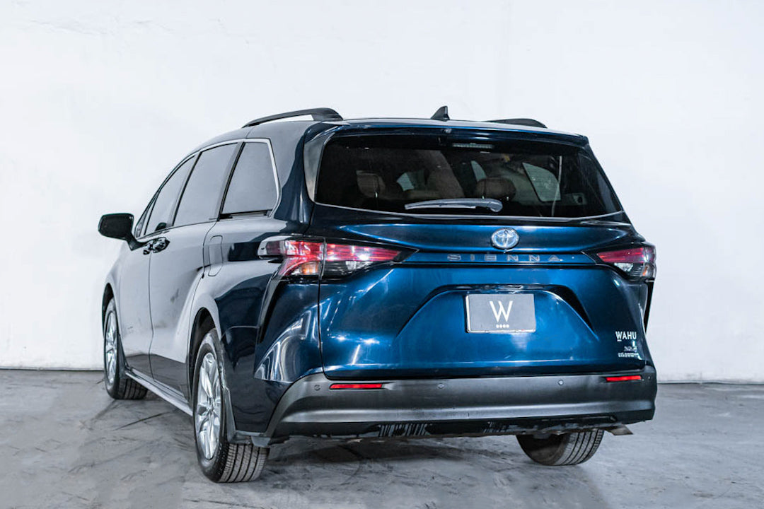 2022 Toyota Sienna XLE Piel Híbrida