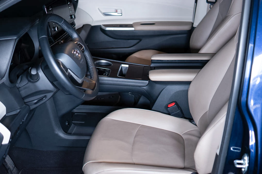 2022 Toyota Sienna XLE Piel Híbrida