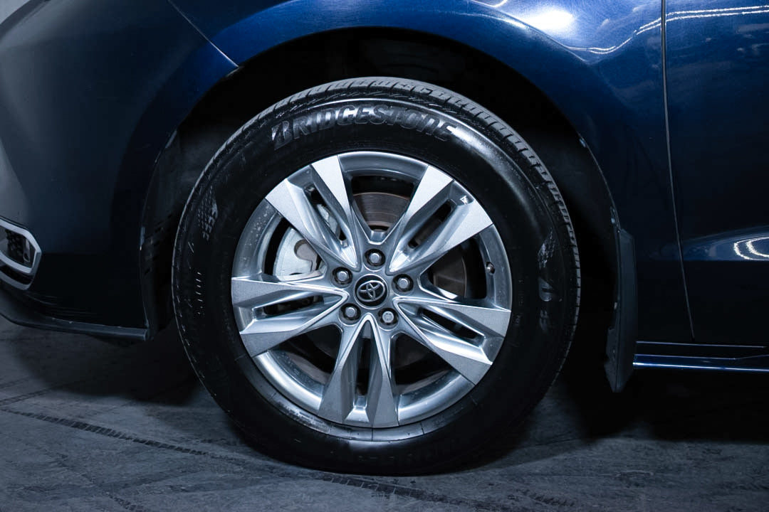 2022 Toyota Sienna XLE Piel Híbrida