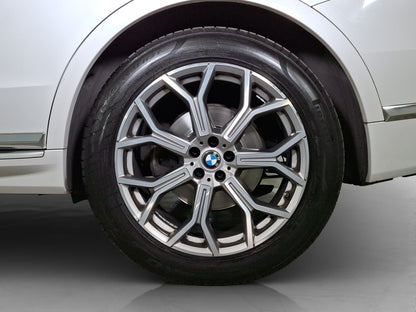 2019 BMW X7 40i