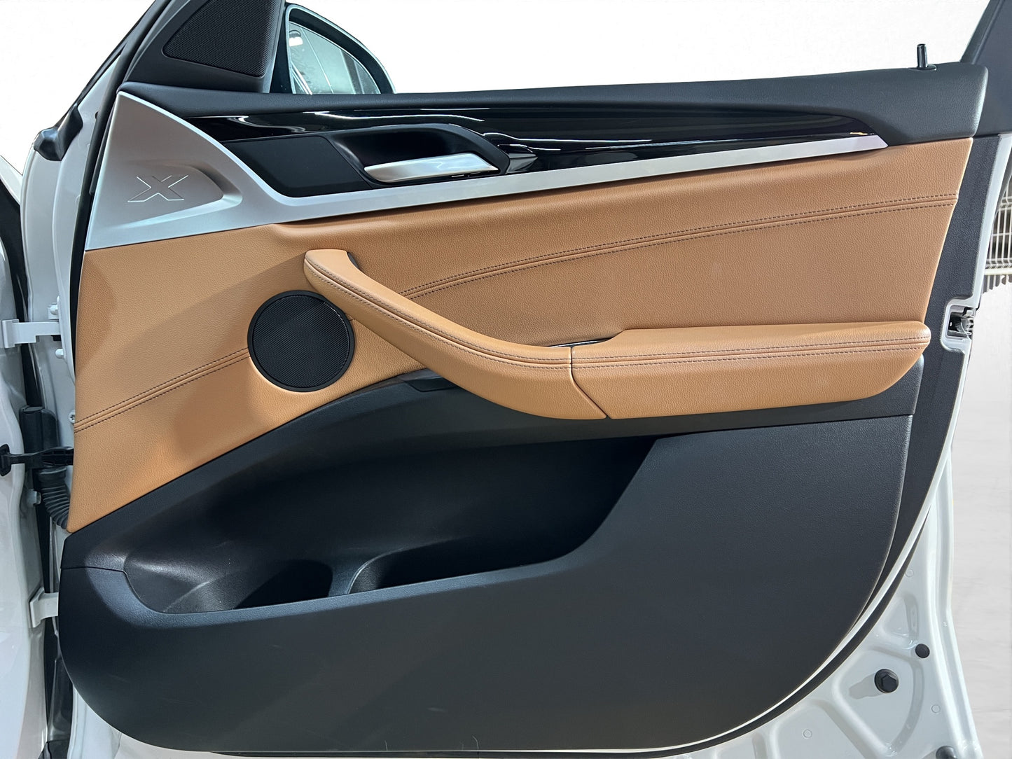 2021 BMW X4 30i X-Line