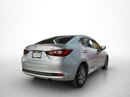 2023 Mazda 2 i